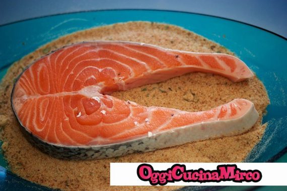 panatura di tranci di salmone