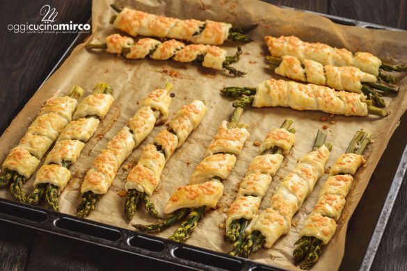 involtini di pasta sfoglia con asparagi e prosciutto crudo