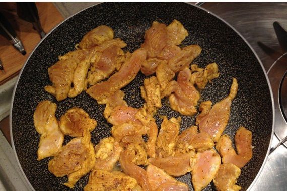 Pollo al curry light in padella