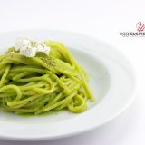 spaghetti con crema di fave e feta