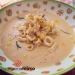 Crema di ceci con calamari scottati