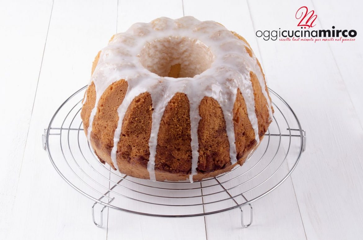 bundt cake al limone e semi di papavero