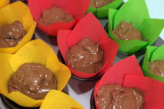 teglia muffin con pirottini tulipano