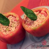 pomodori ripieni di sgombro e olive