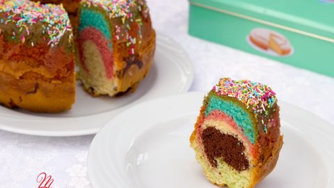 ciambella arlecchino di carnevale