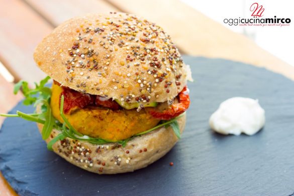 Burger di ceci con carote e tonno