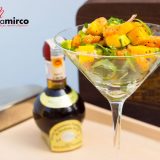 gamberi con mango e avocado, cocktail
