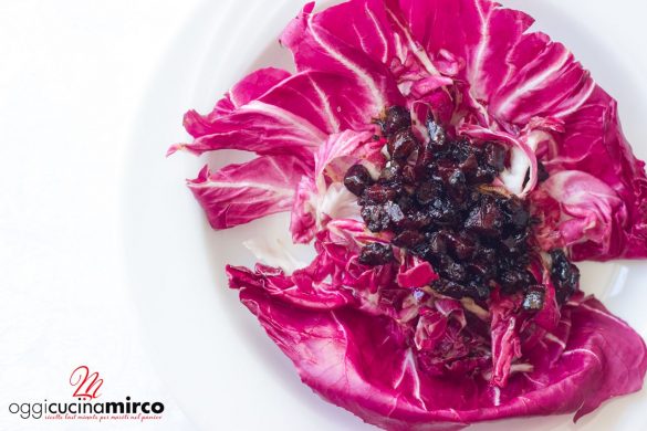 radicchio con bruciatini sfumati all'aceto balsamico dop