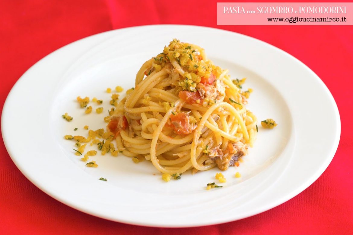 Pasta con sgombro e pomodorini