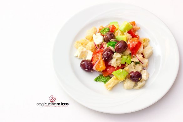 panzanella alla greca