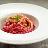 pasta con crema di rapa rossa