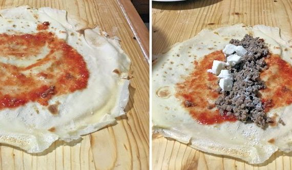 preparazione e farcitura cannelloni di crespelle