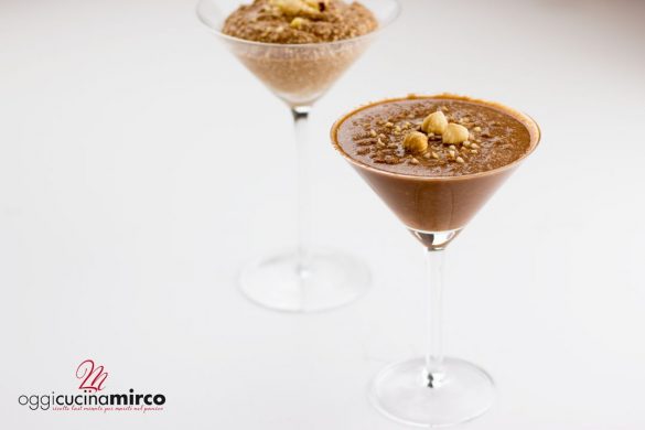 mousse di avocado al cacao