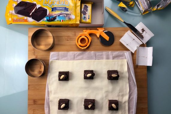 preparazione bomboloni di pasta sfoglia