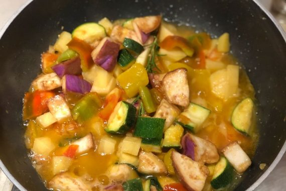 Preparazione tièlla abruzzese