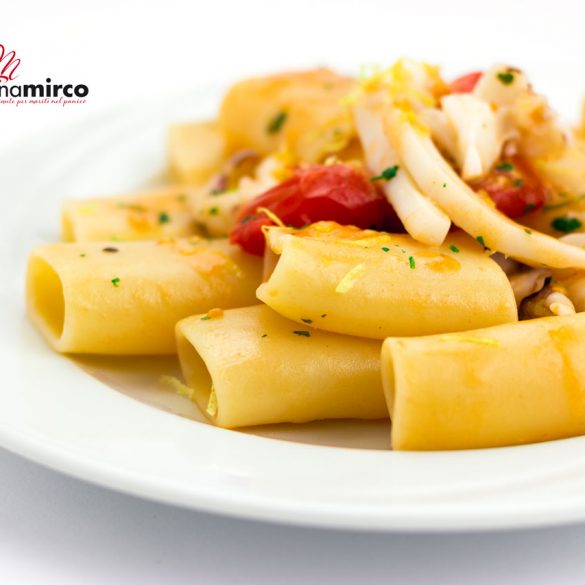 Pasta con seppie e pomodorini | OggiCucinaMirco