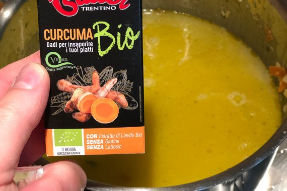 dado bio alla curcuma