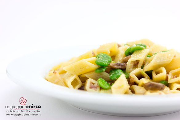 pasta con fave e salsiccia