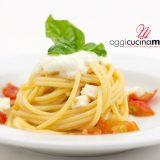 spaghetti all'acqua di pomodoro