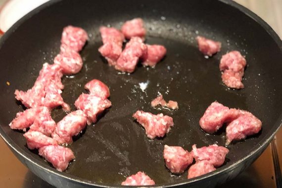 salsiccia in padella