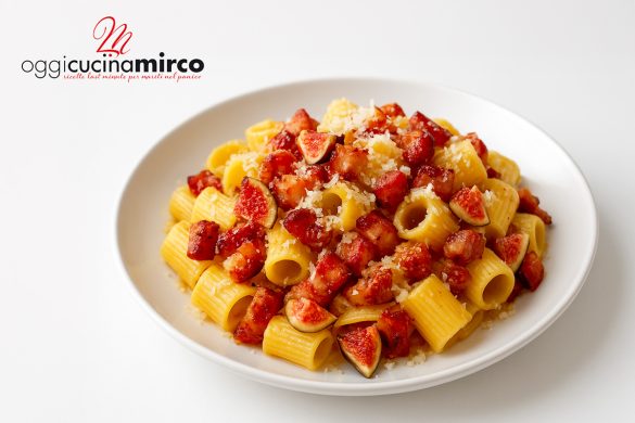 Pasta con fichi e guanciale